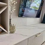 Marbel - Designer Retreat With Free Parking Apartment