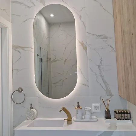 Apartman Marbel - Designer Retreat With Free Parking *