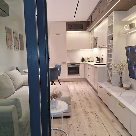 Marbel - Designer Retreat With Free Parking Apartman *