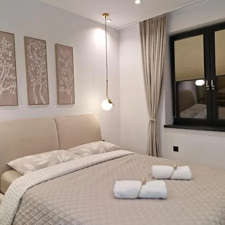 Marbel - Designer Retreat With Free Parking Daire