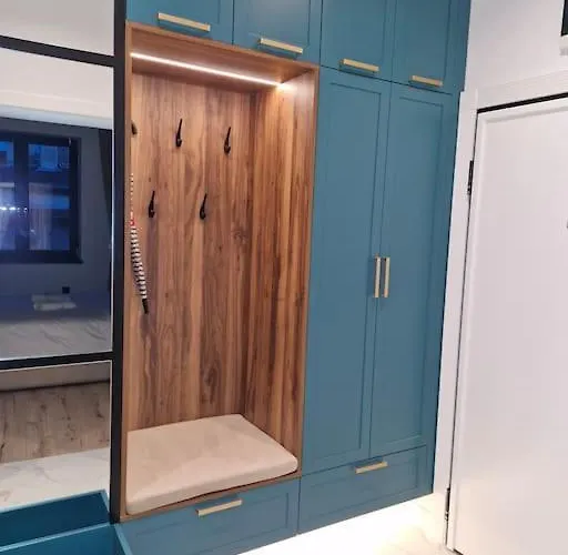 Marbel - Designer Retreat With Free Parking Apartment