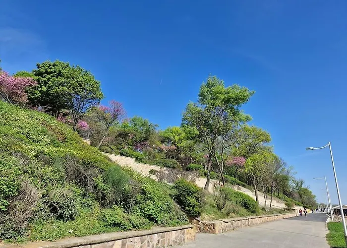 Marbel - Designer Retreat With Free Parking Apartment Burgas